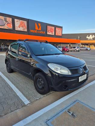 RENAULT SANDERO 1.0 AUTHENTIQUE 16V FLEX 4P MANUAL RENAULT SANDERO 1.0 AUTHENTIQUE 16V FLEX 4P MANUAL